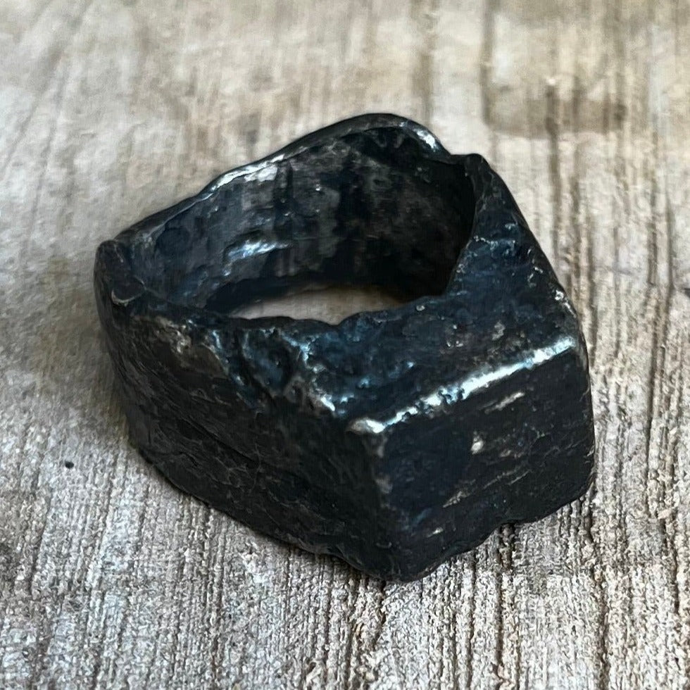 Anillo LAVA