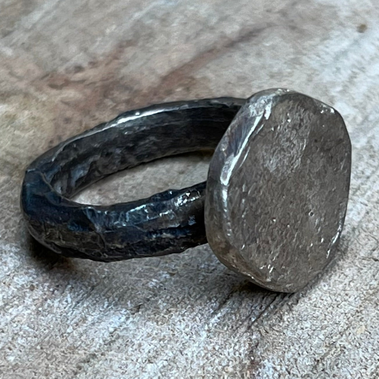 Anillo CÉLULA grande