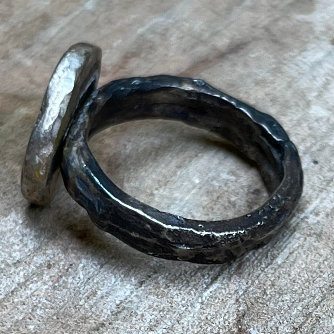Anillo CÉLULA grande