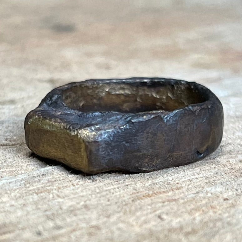 Anillo CARBON (bronce)