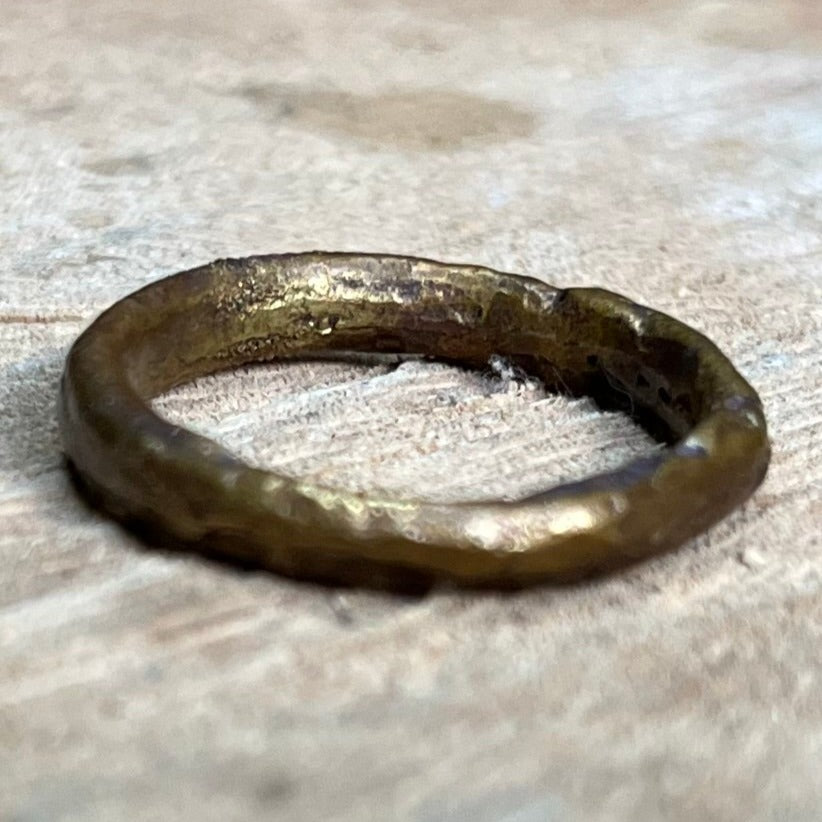 Anillo ARO (bronce)