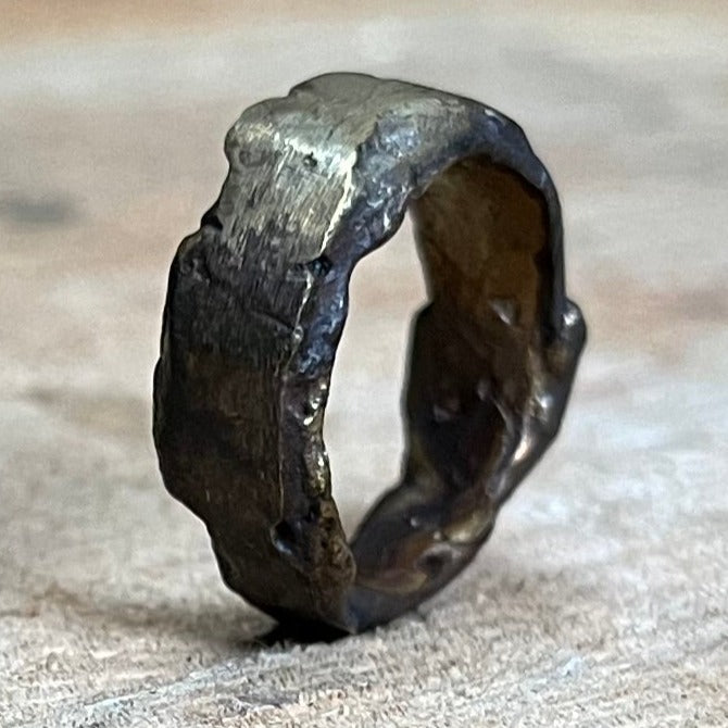 Anillo (bronce)
