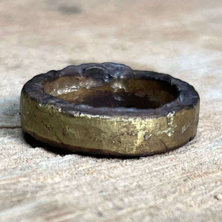 Anillo TEMPLE (bronce)
